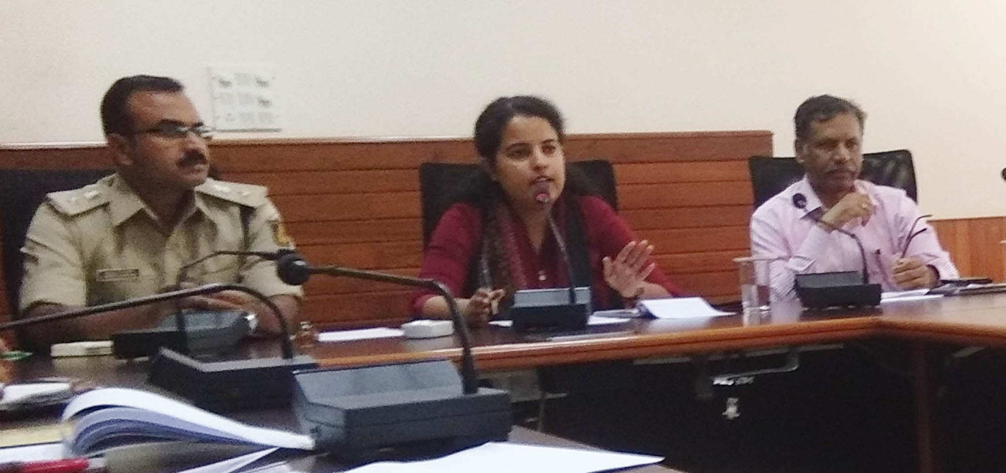 ಮತದಾರರ ಪಟ್ಟಿ ಪರಿಷ್ಕರಣೆ ಎಚ್ಚರಿಕೆಯಿಂದ ಮಾಡಿ: ಜಿಲ್ಲಾಧಿಕಾರಿ